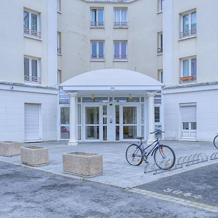 Cosy Mezzanine Apartment Bussy-Saint-Georges Luaran gambar
