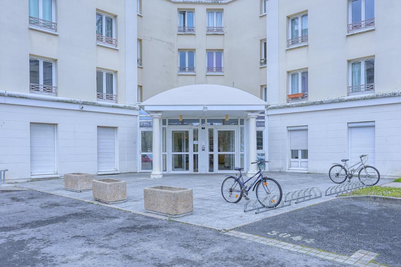 Cosy Mezzanine Apartment Bussy-Saint-Georges Luaran gambar